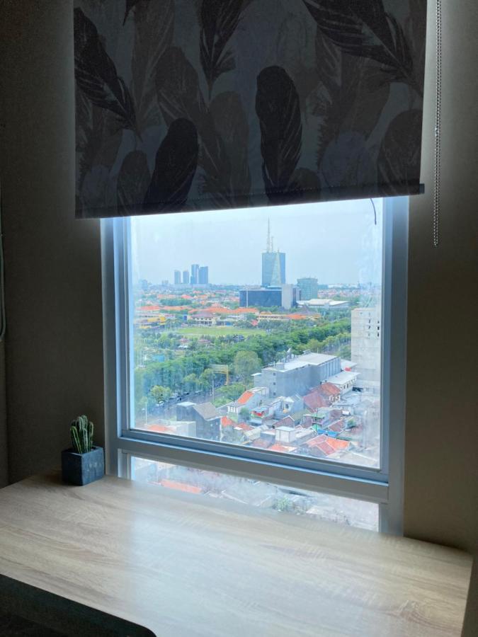Bess Mansion Apartment, 16Th Floor Surabaya Buitenkant foto